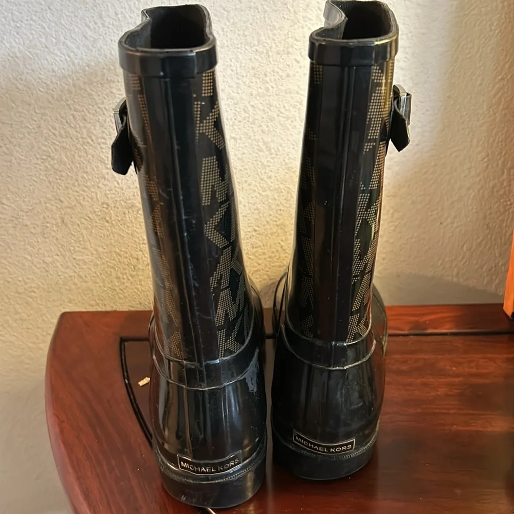 Michael Kors Rubber Boots Sz 10